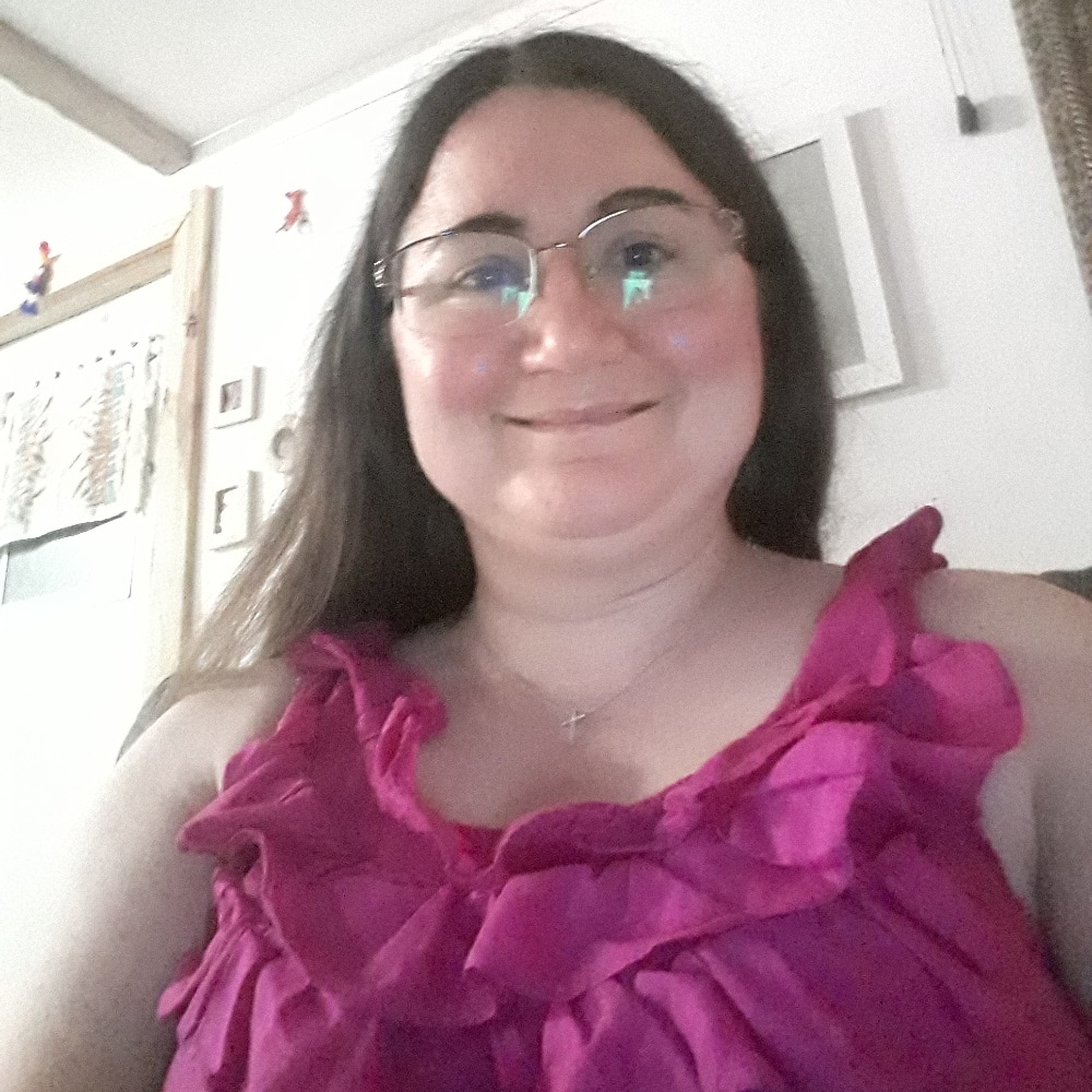 Meet your Posher, Ramona